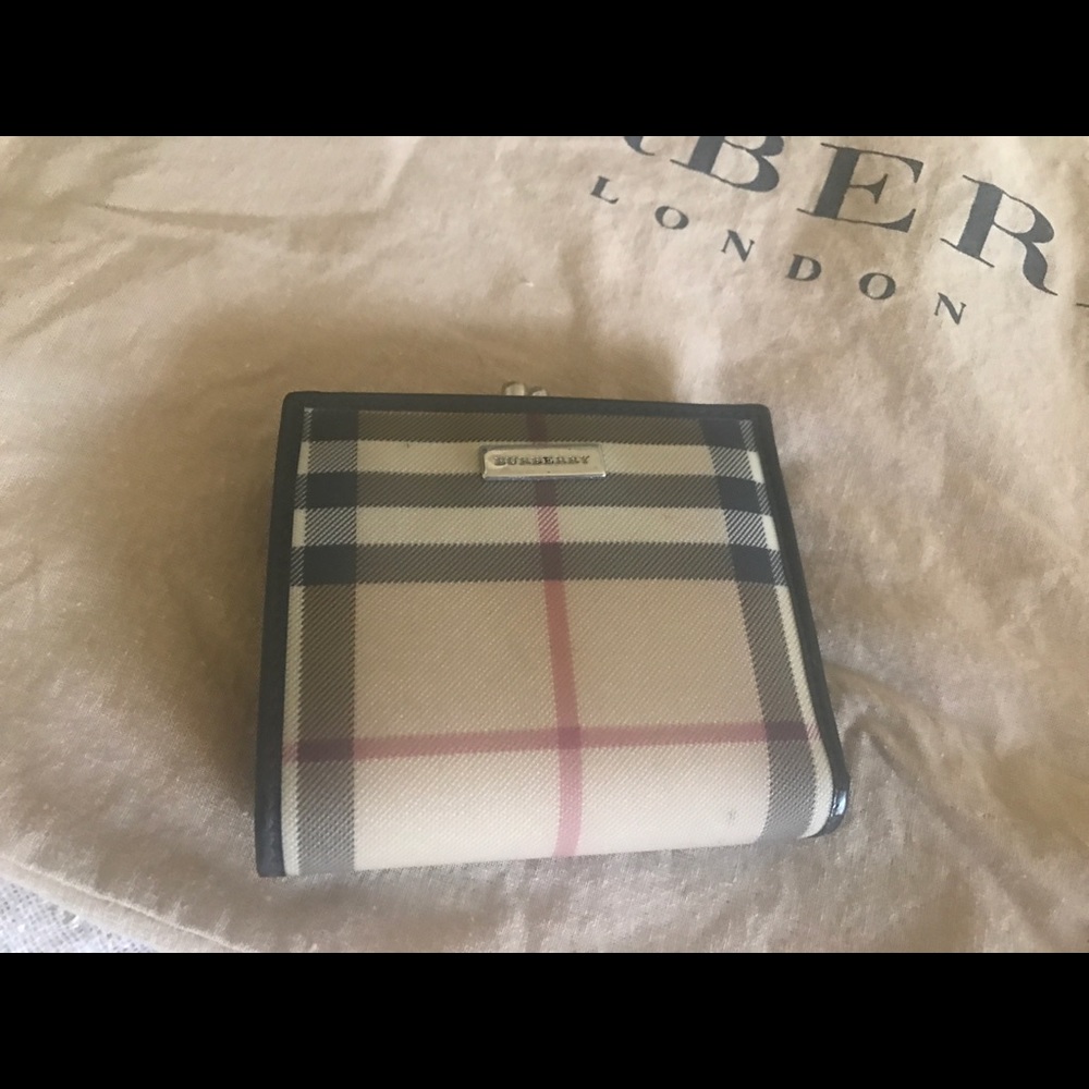Burberry wallet